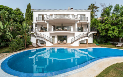 Villa in El Herrojo Not Today 10